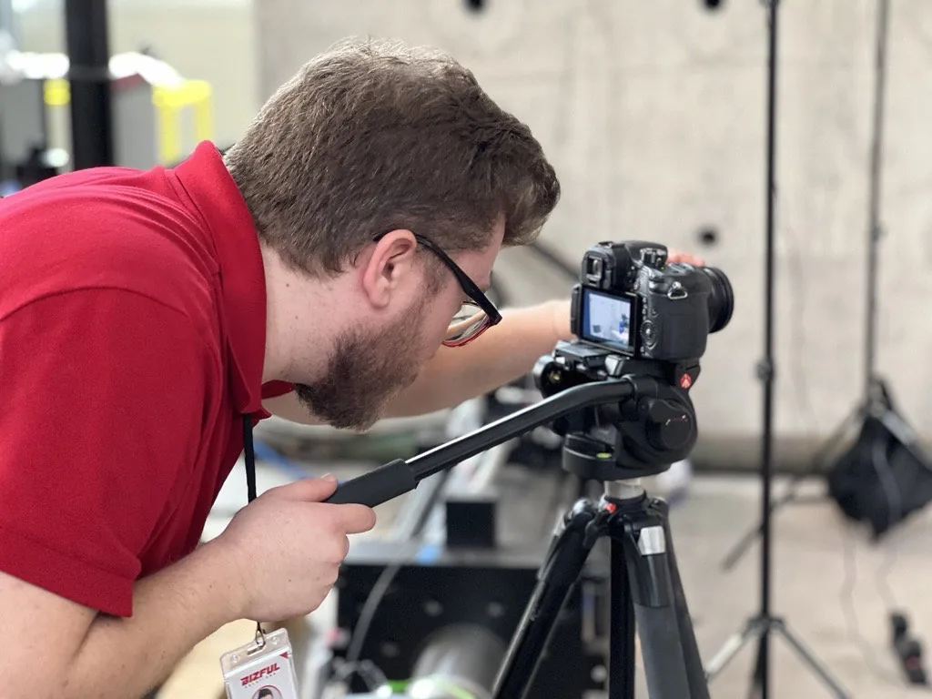 Bizful camera operator